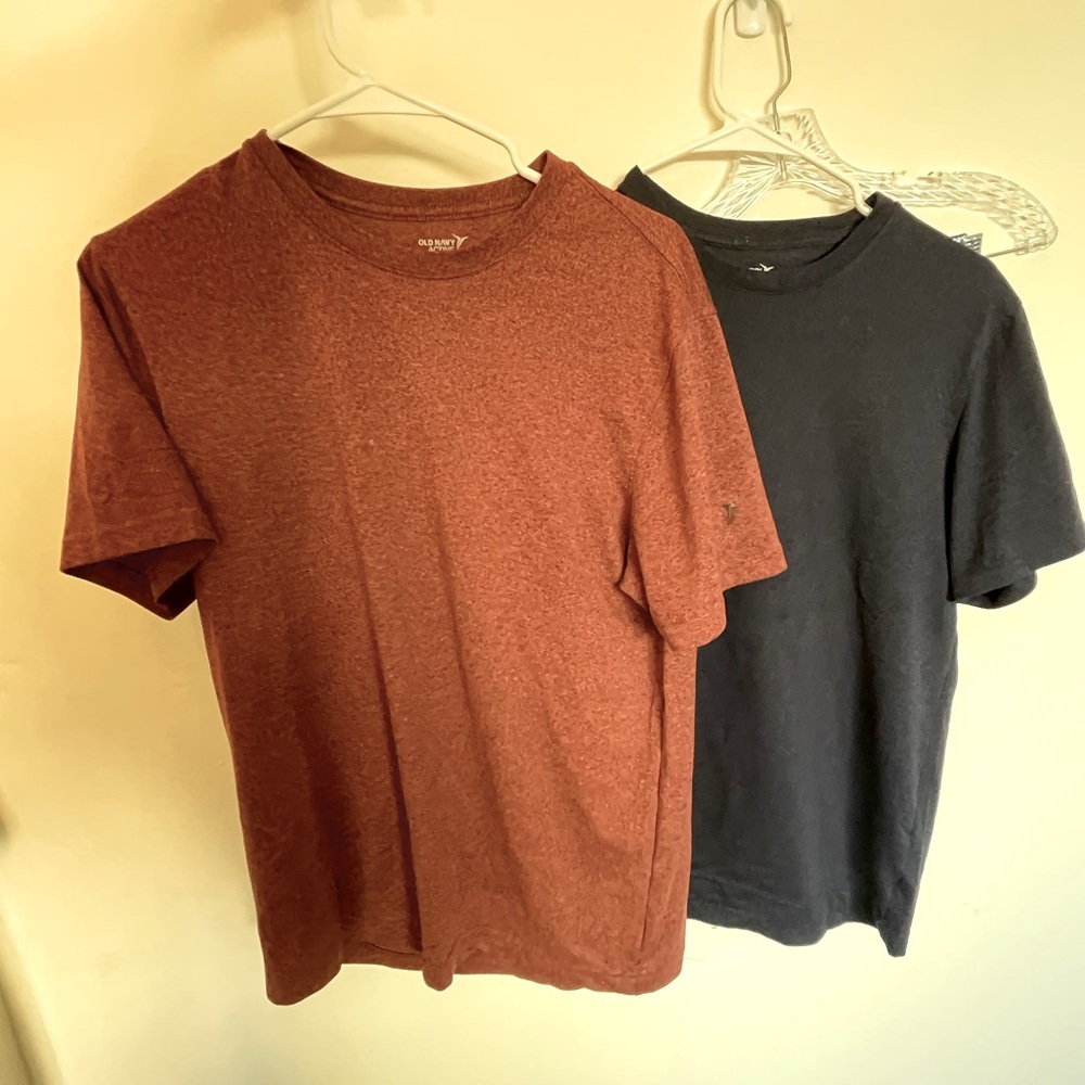 Old Navy Active shirts bundle